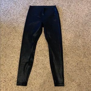 Lululemon high waisted shinny leggings 28”